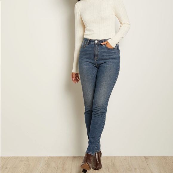 Too big - Picture 1 of 4